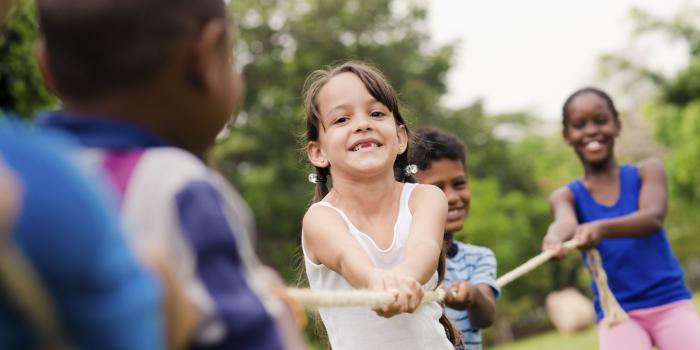 Kids pulling rope