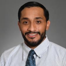 Gabriel De Leon, MD headshot